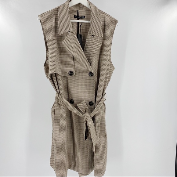 Black Tape Houndstooth sleeveless waist coat